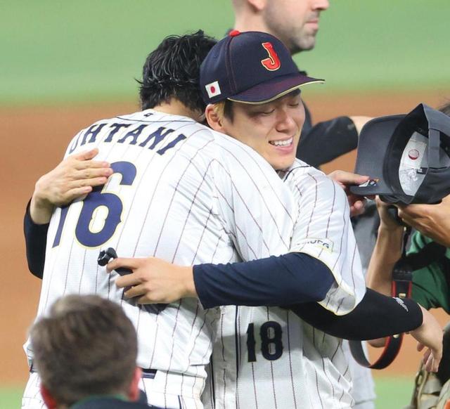 【写真】オリックスエースが盟友とツーショ　ヤバすぎ！まるで猛獣と少年